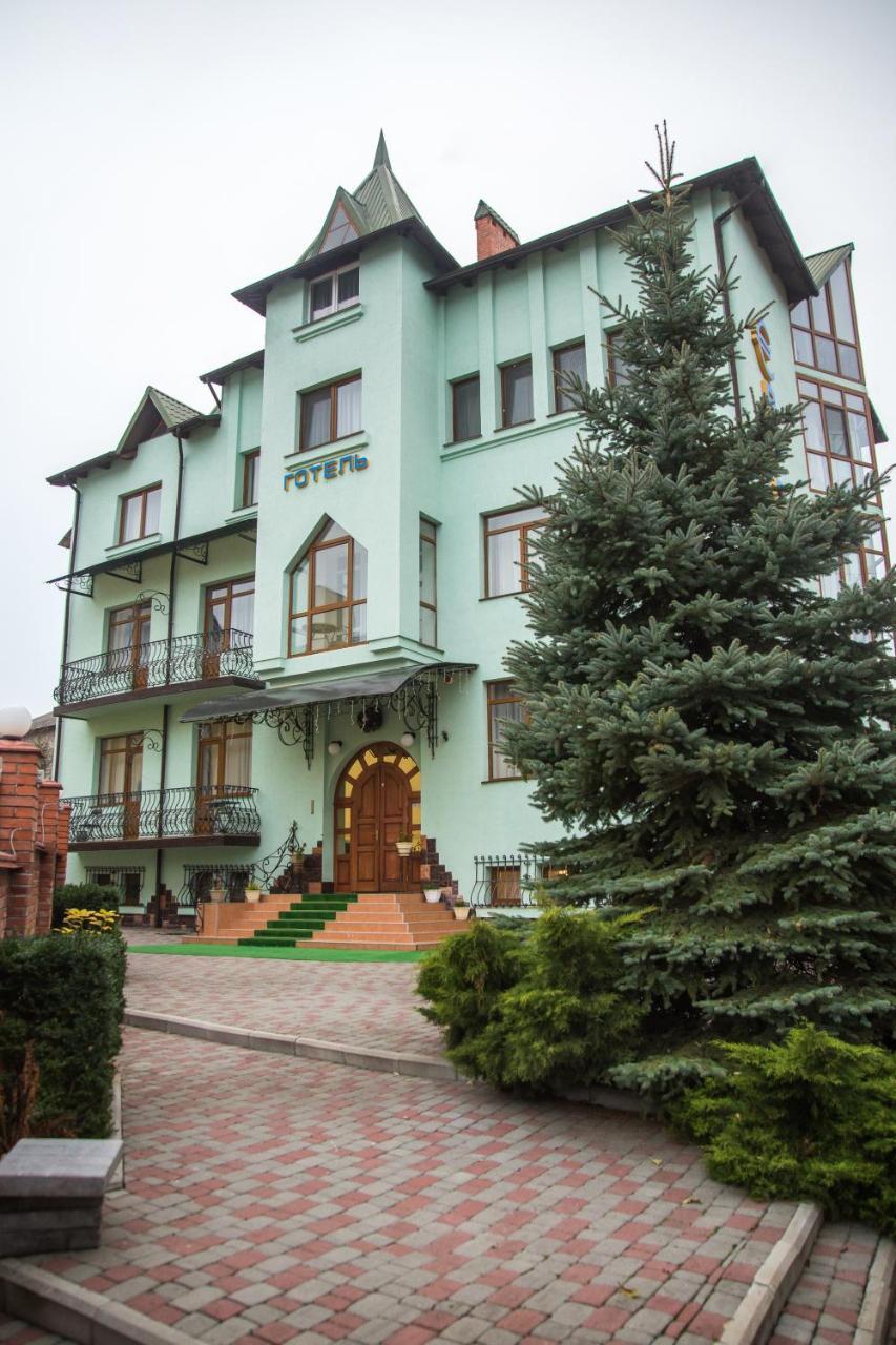 Отель Европа Трускавец Экстерьер фото