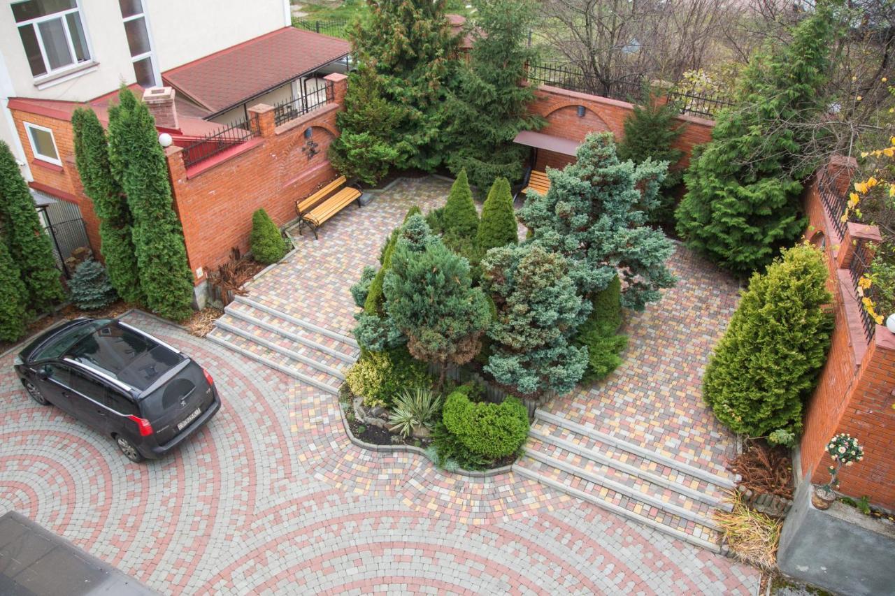Отель Европа Трускавец Экстерьер фото